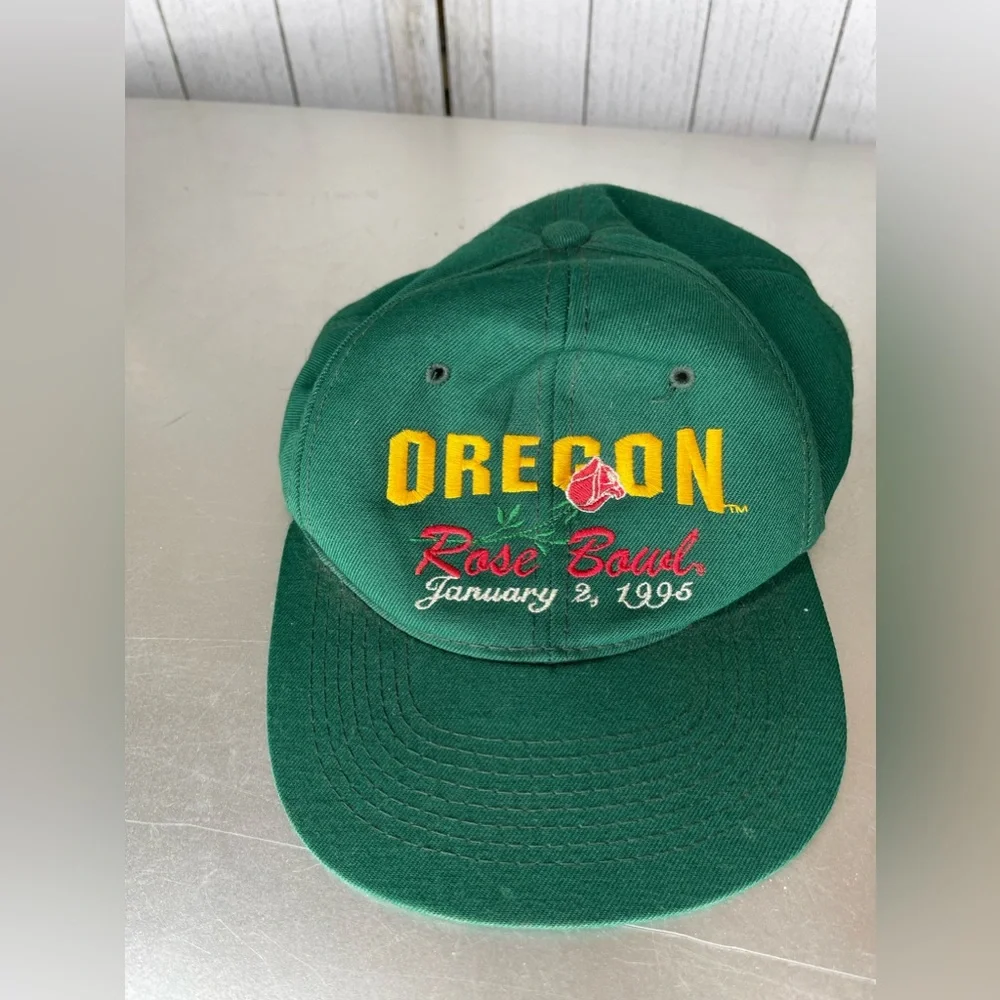 Vintage Mens Hat Snapback Green Headmaster Ribbon Fan Graphic Oregon Rose Bowl